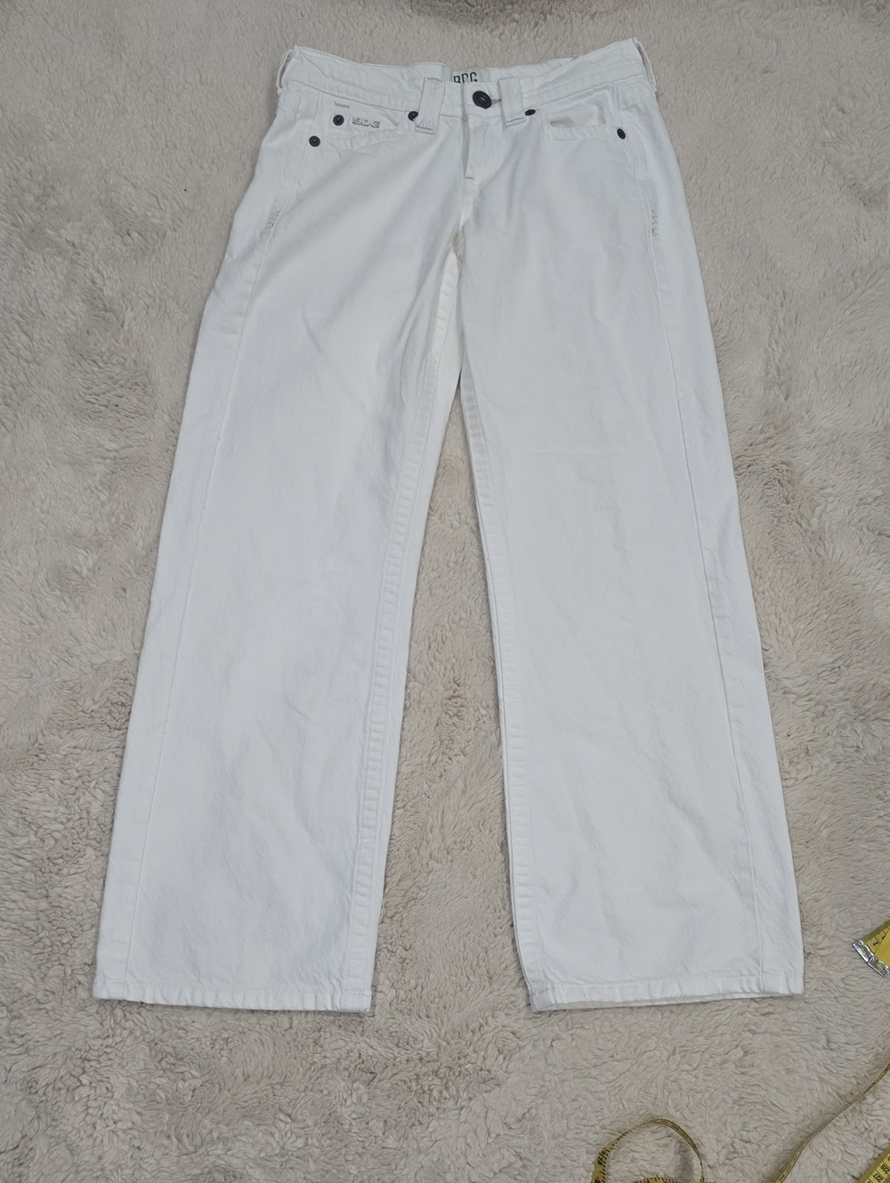 BDG White Wide-Leg Jeans - Clean Flare Fit